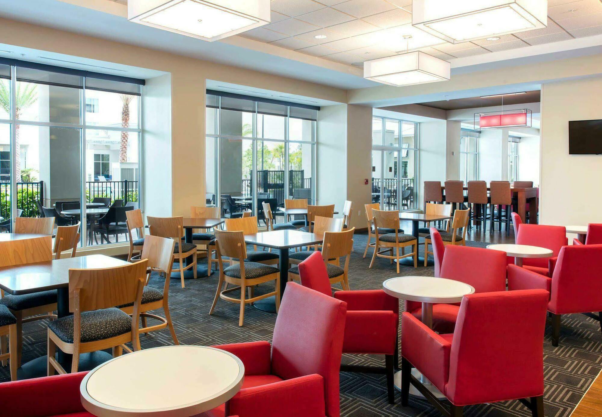 Towneplace Suites Orlando At Flamingo Crossings Town Center/Western Entrance Bay Lake Экстерьер фото