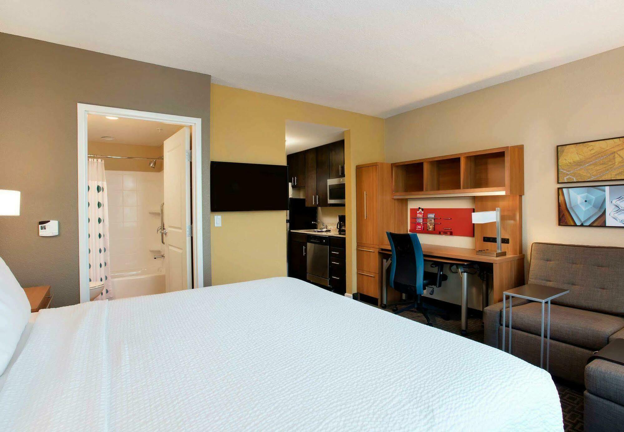 Towneplace Suites Orlando At Flamingo Crossings Town Center/Western Entrance Bay Lake Экстерьер фото